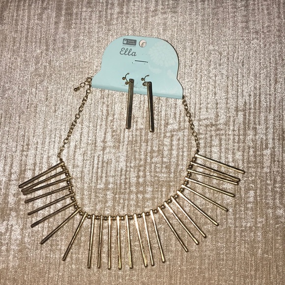Accessories - Brand new necklace and matching earrings